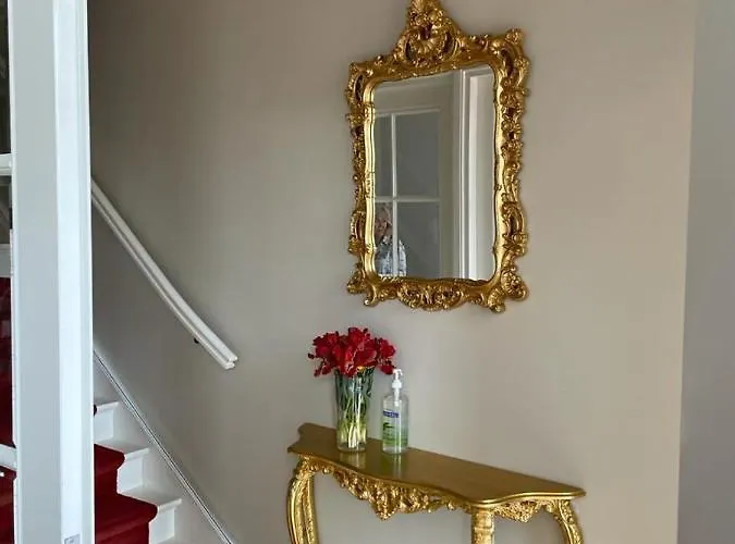 The Harbour Apart-hotel 3*